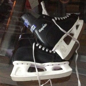 Men’s CCM Rapide 101 hockey skates